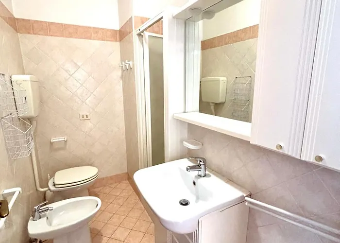 In Centro A 2 Passi Dal Mare ミザーノ・アドリアーティコ